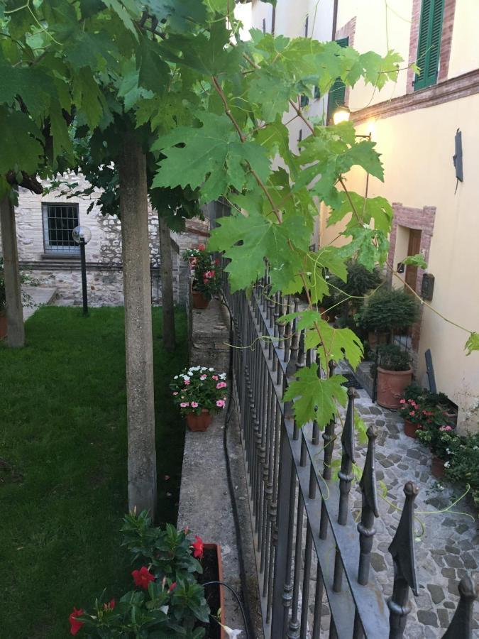 Residenza Il Duomo Villa Nocera Umbra Exterior foto